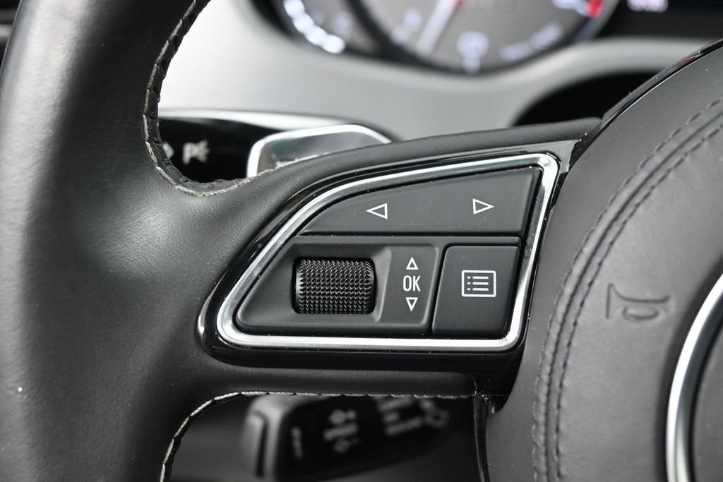 Used 2014 Audi S8 AWD/4WD image 45