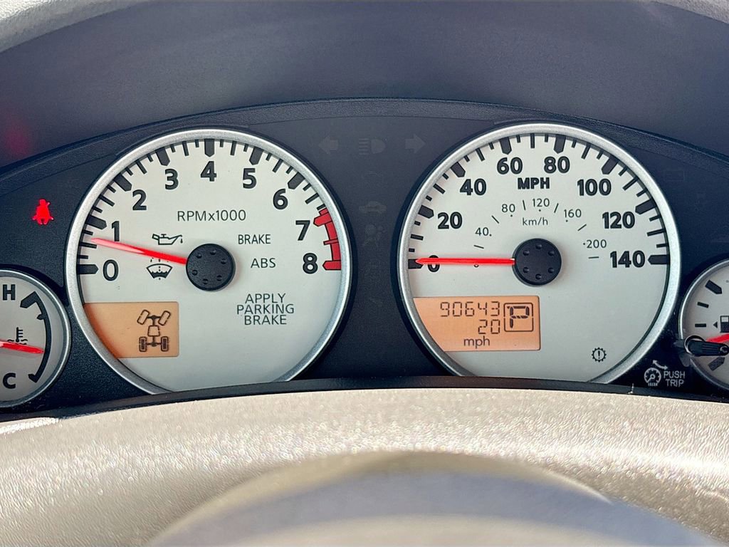 Used 2020 Nissan Frontier PRO-4X w/ Pro-4x Utility Package AWD/4WD image 12