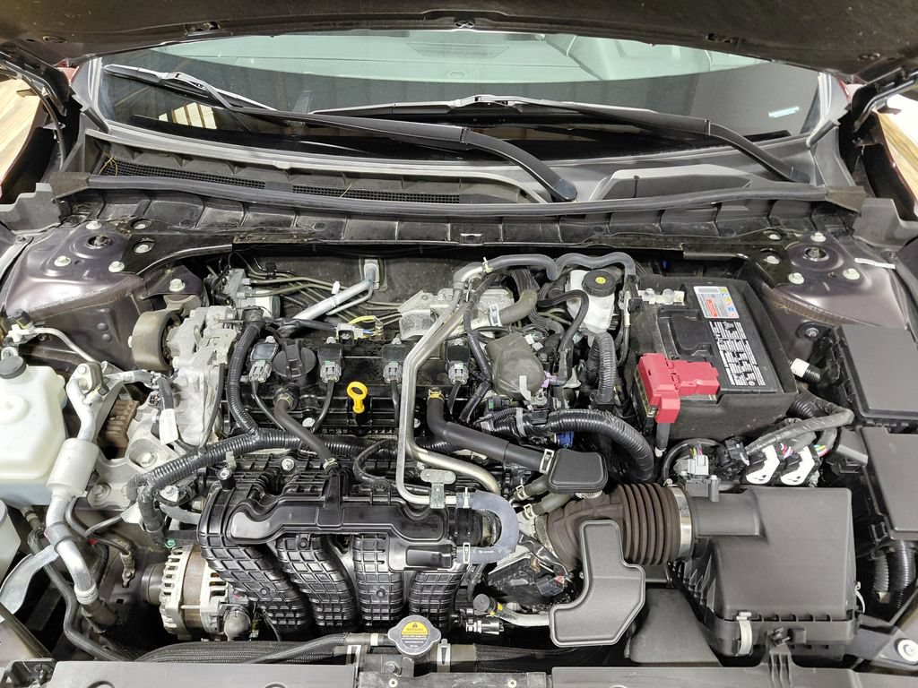 Used 2024 Nissan Altima 2.5 SV AWD/4WD image 7