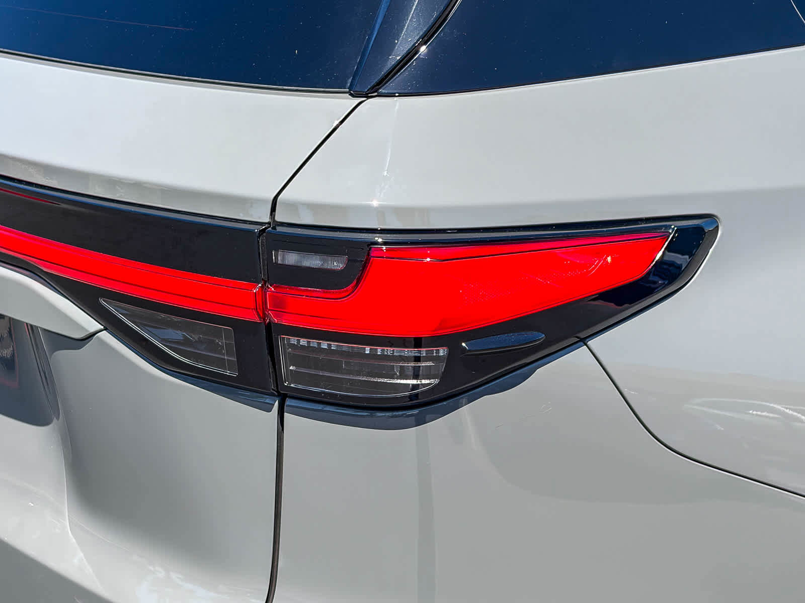 Certified 2025 Lexus TX 500h AWD w/ Technology Package image 8