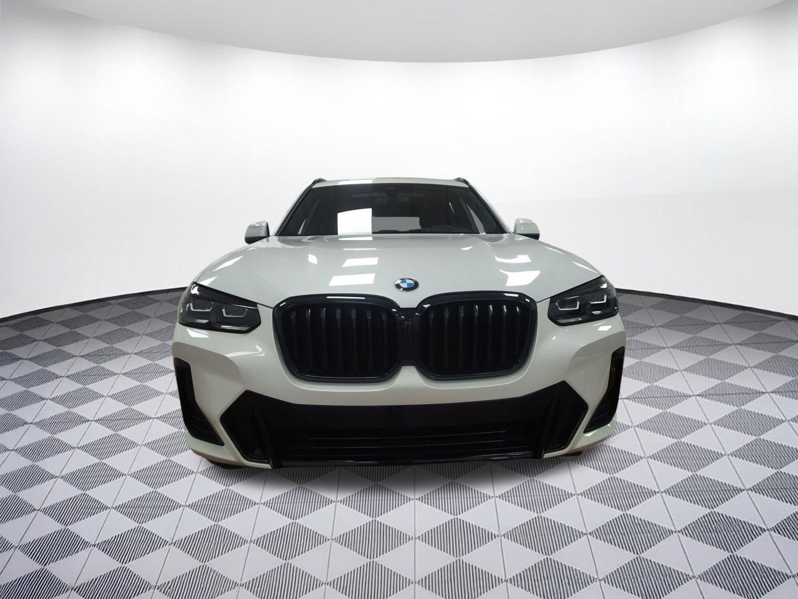 Certified 2023 BMW X3 xDrive30i w/ M Sport Package image 5