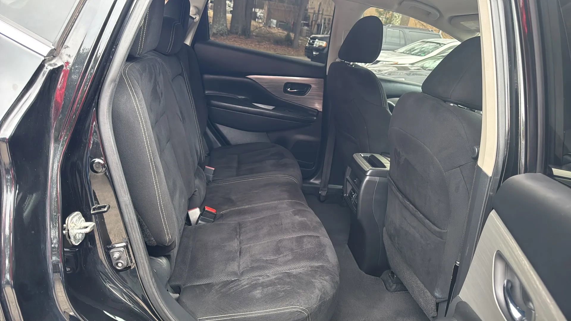 Used 2018 Nissan Murano SV image 13