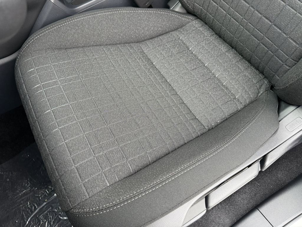 New 2026 Honda HR-V LX image 8