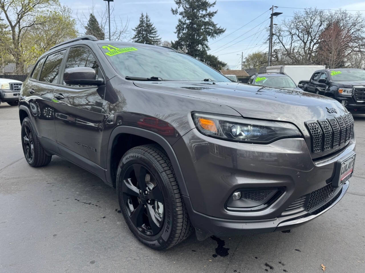 Used 2021 Jeep Cherokee Latitude Plus image 6