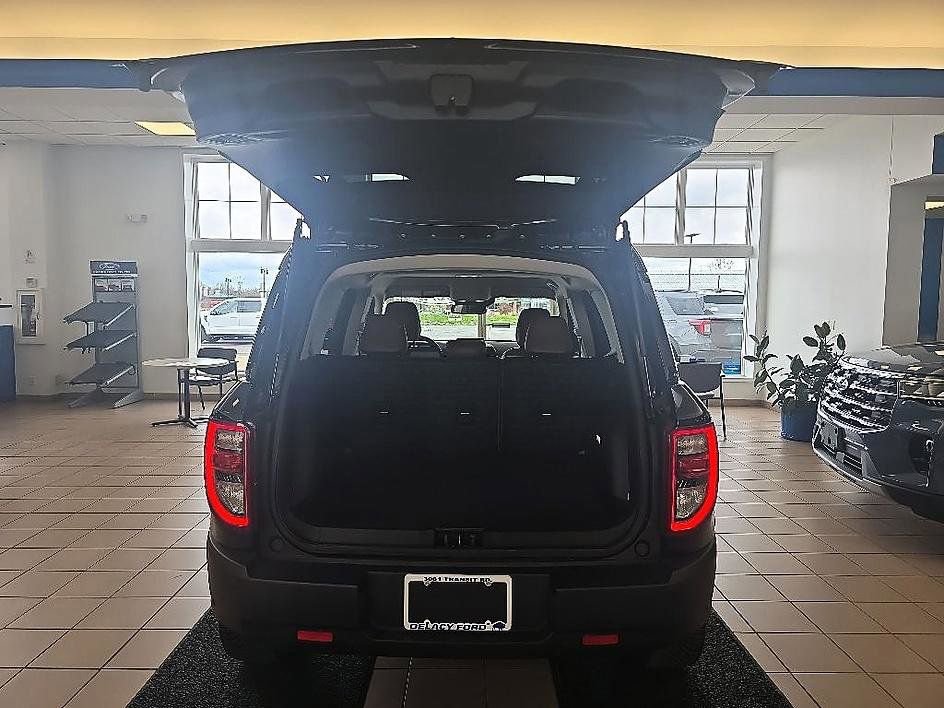 Used 2023 Ford Bronco Sport Outer Banks AWD/4WD image 31
