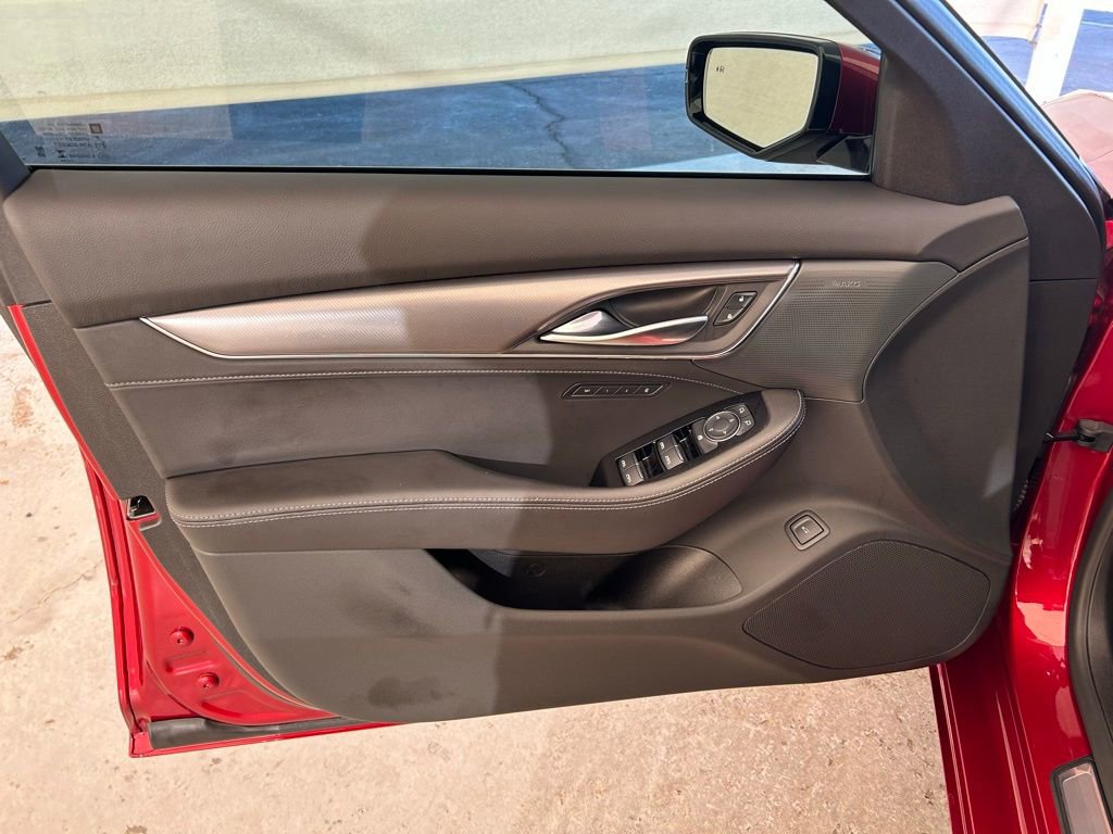 Used 2025 Cadillac CT5 Premium Luxury image 24