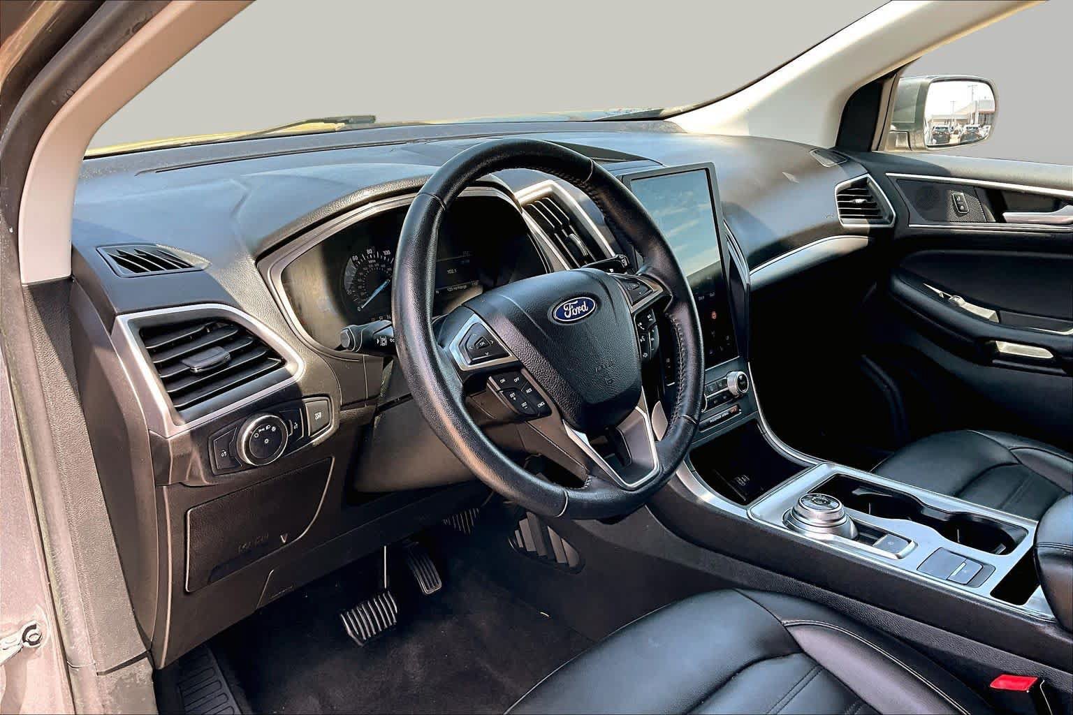Used 2022 Ford Edge SEL AWD/4WD image 18