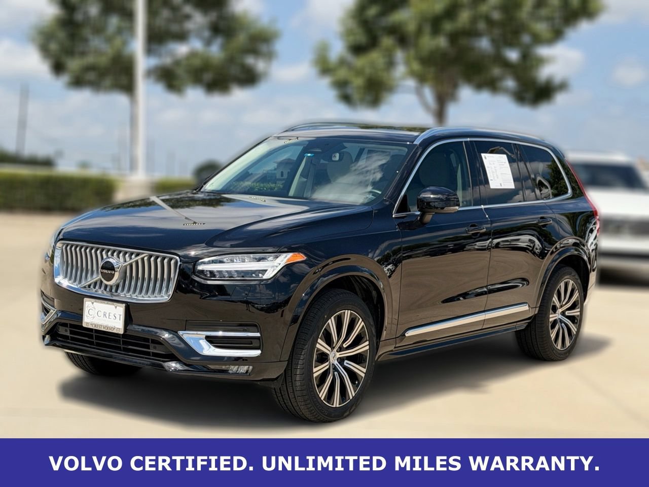 Certified 2025 Volvo XC90 B5 Core w/ Protection Package Premier AWD/4WD image 4