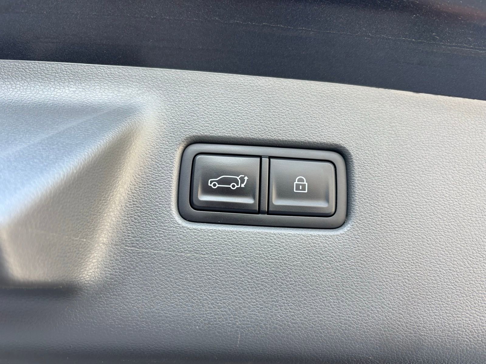 Used 2024 Hyundai Santa Fe Calligraphy AWD/4WD image 19