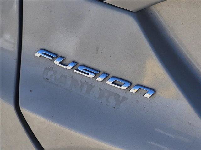 Used 2015 Ford Fusion SE FWD image 13