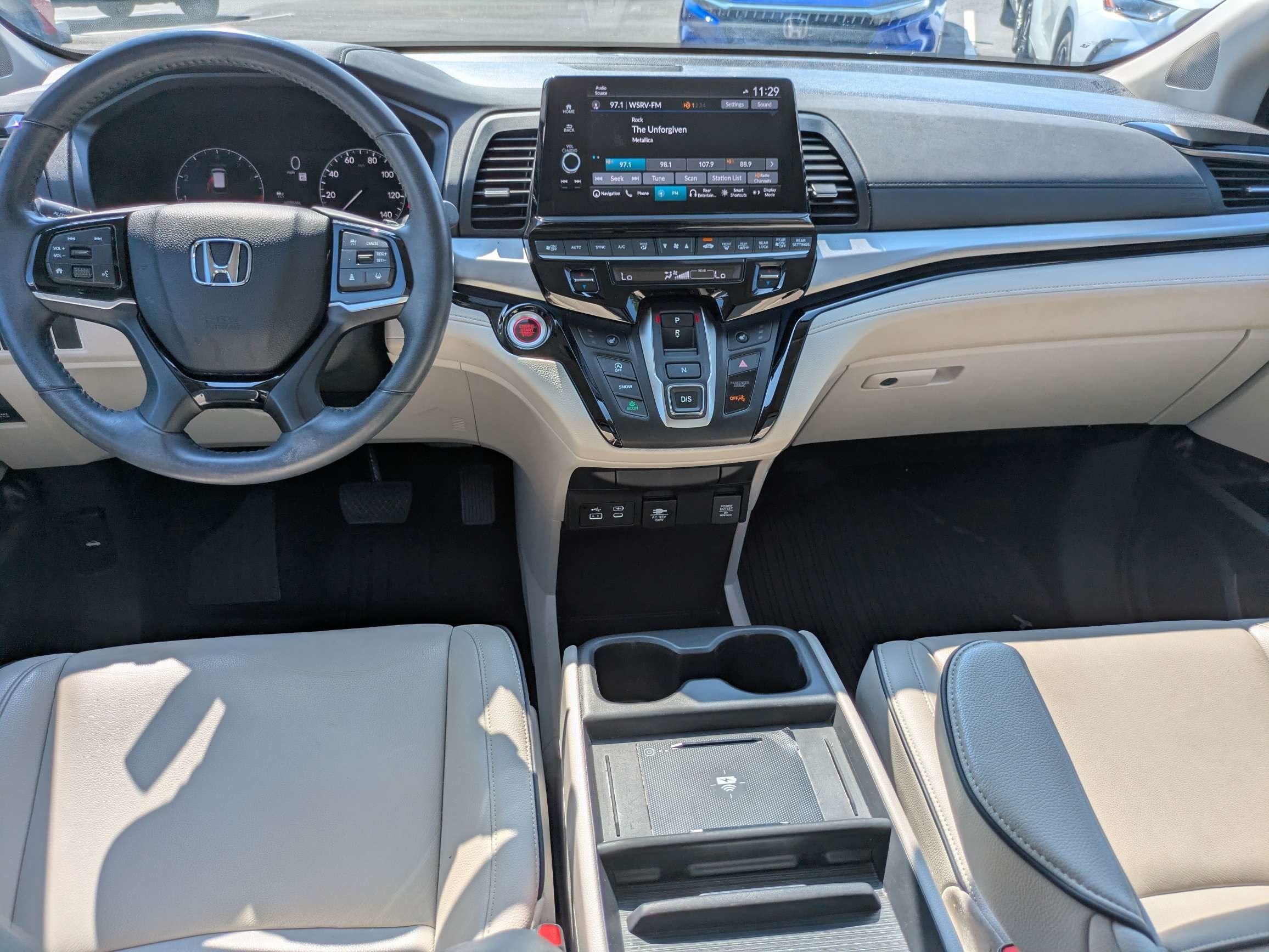Used 2025 Honda Odyssey Touring image 23