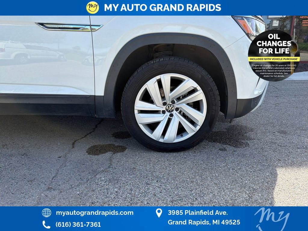 Used 2020 Volkswagen Atlas Cross Sport SE AWD/4WD image 31