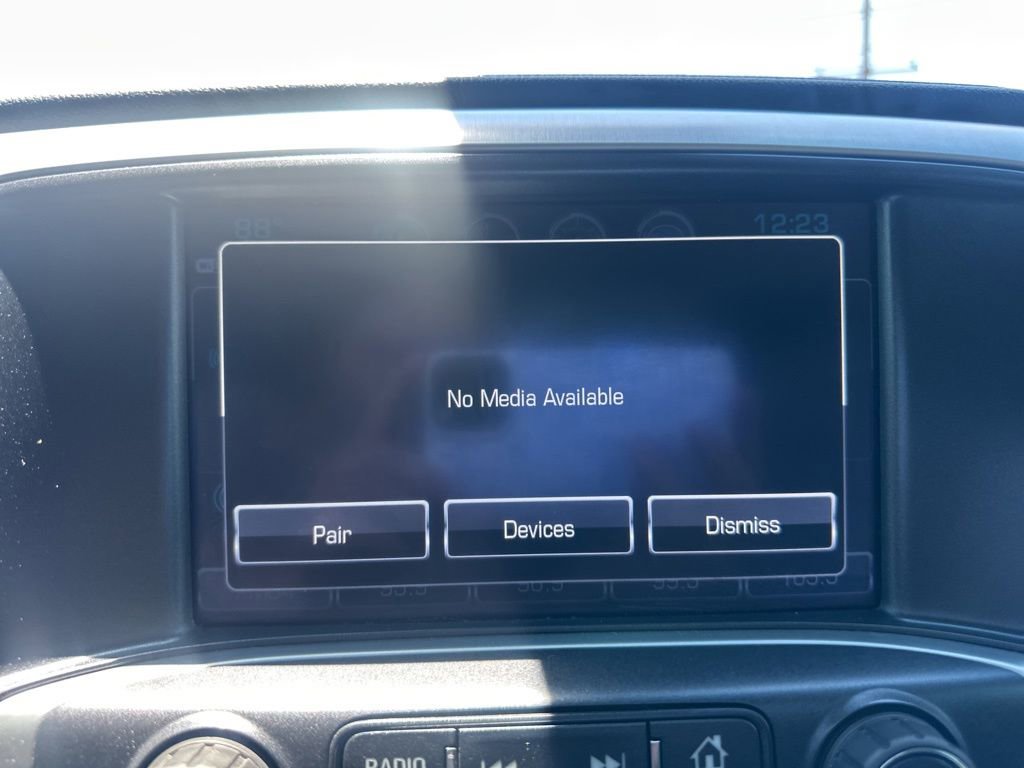 Used 2017 GMC Sierra 2500 SLT w/ Duramax Plus Package AWD/4WD image 31