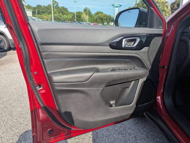 New 2026 Jeep Compass Latitude AWD/4WD image 11