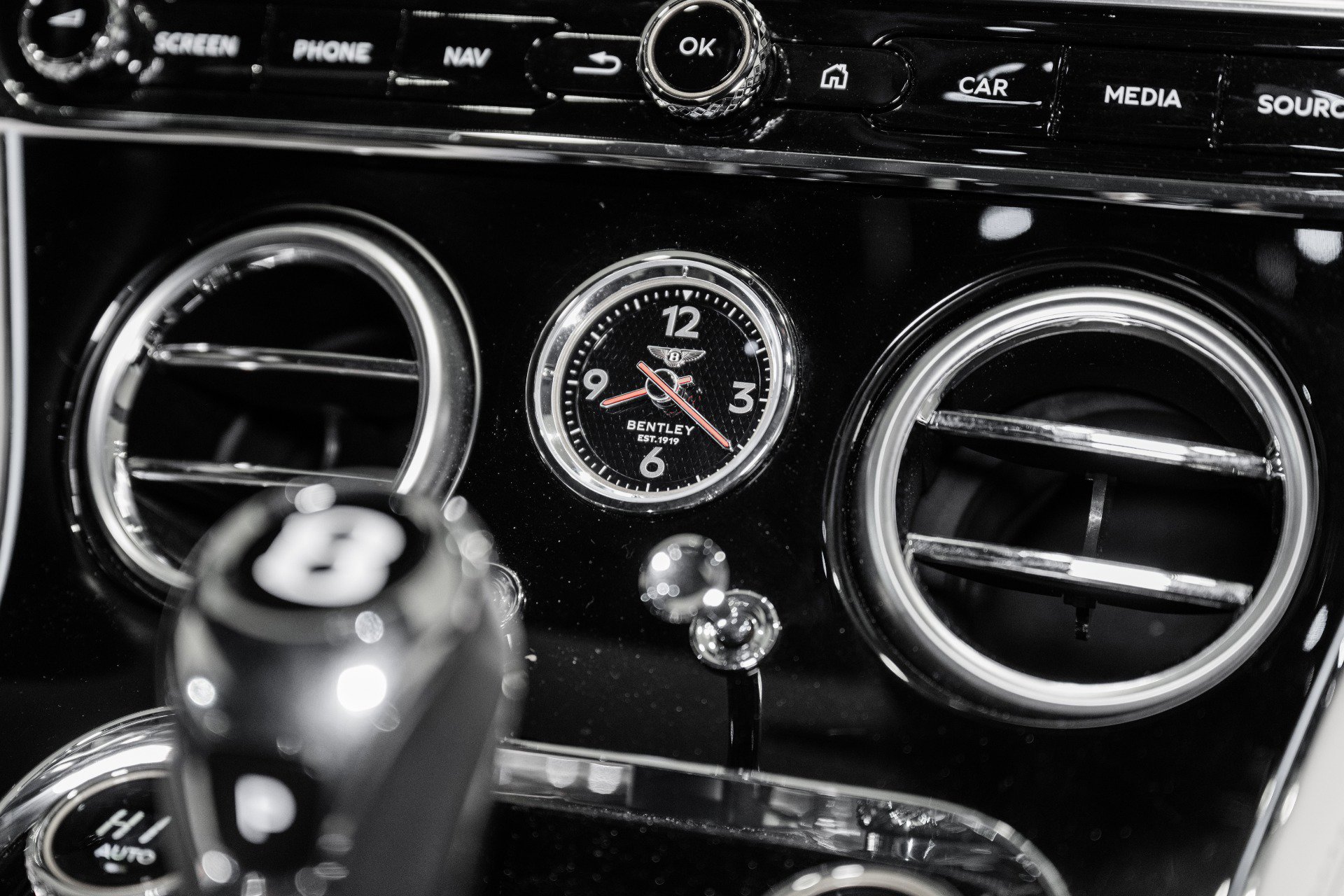 Certified 2021 Bentley Continental GT image 32