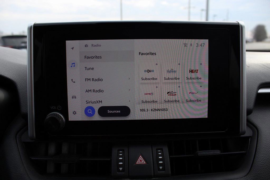 Used 2024 Toyota RAV4 Adventure image 31