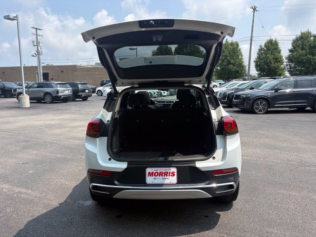 Used 2020 Buick Encore GX Essence w/ Experience Buick Package FWD image 6
