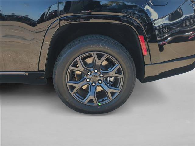 New 2026 Jeep Grand Wagoneer Limited w/ Premium Group II image 20