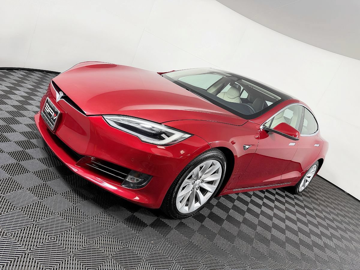 Used 2018 Tesla Model S 100D AWD/4WD image 21