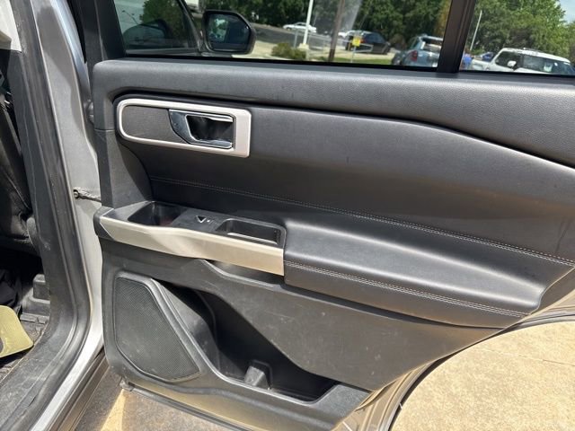 Used 2021 Ford Explorer XLT RWD image 18