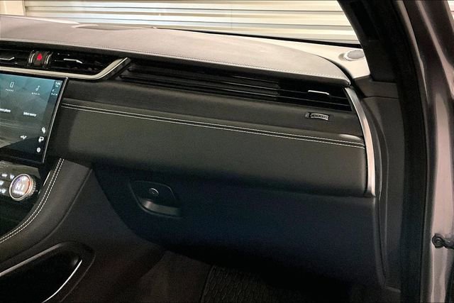 Certified 2025 Jaguar F-PACE R-Dynamic S image 25