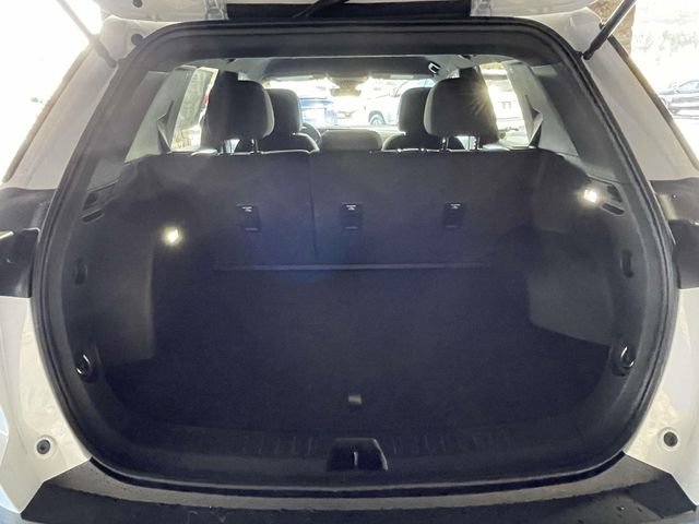 New 2026 Chevrolet Equinox LT w/ Safety and Technology Package image 10