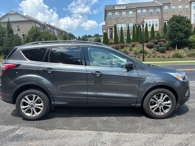 Used 2018 Ford Escape SE w/ SE Sync 3 Package AWD/4WD image 6