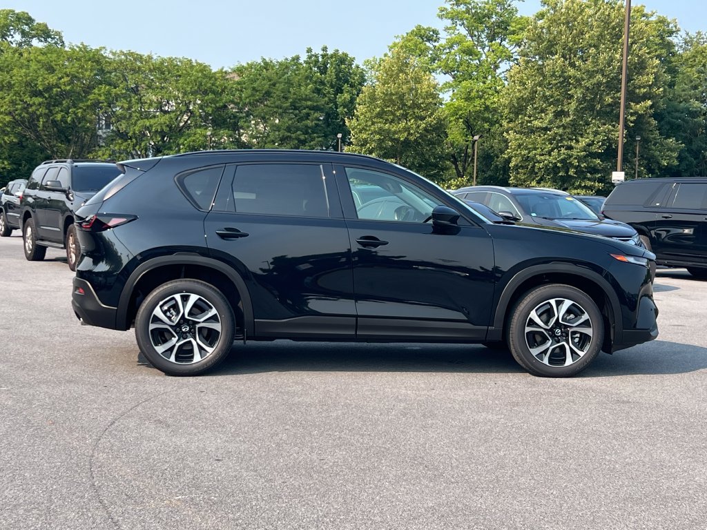 New 2026 MAZDA CX-5 Preferred AWD/4WD image 3