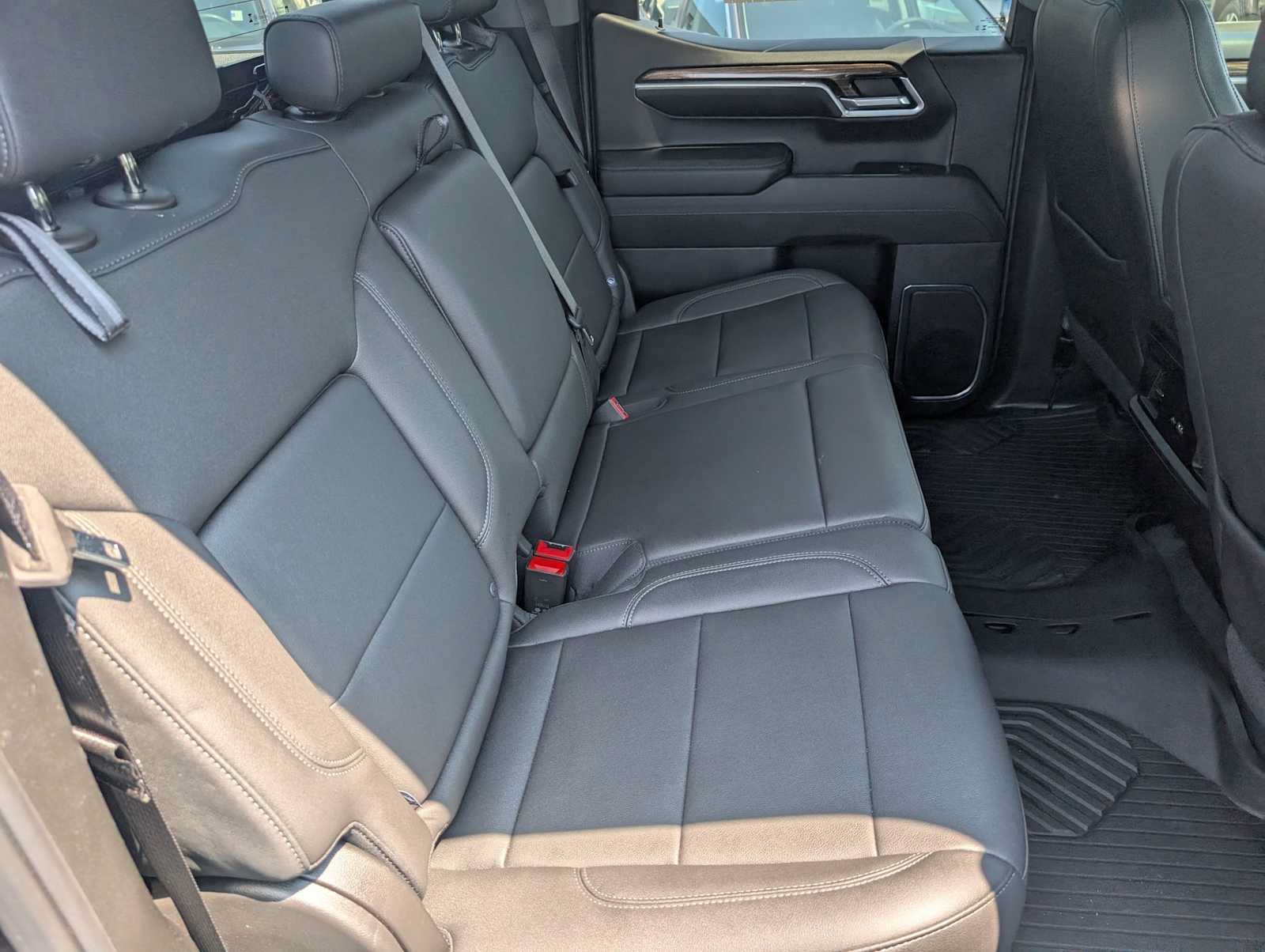 Used 2024 Chevrolet Silverado 1500 RST w/ Convenience Package II AWD/4WD image 26