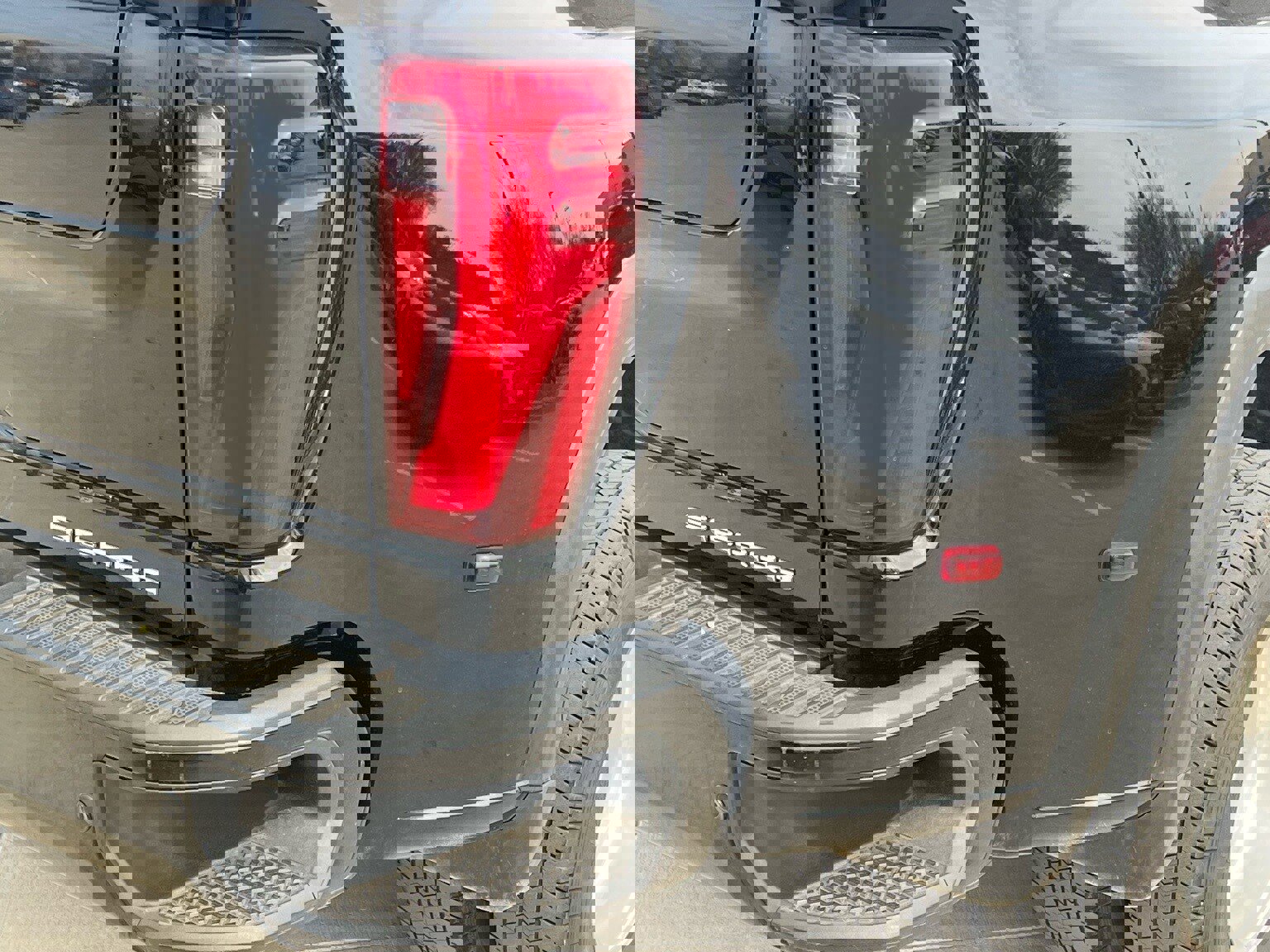 Used 2024 GMC Sierra 3500 Denali w/ Denali Reserve Package image 14