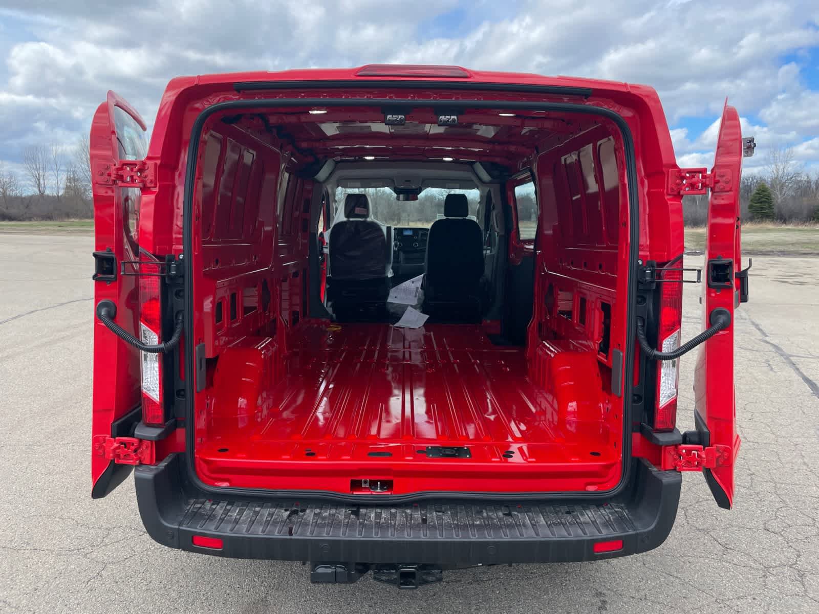 New 2025 Ford Transit 250 Low Roof RWD image 22