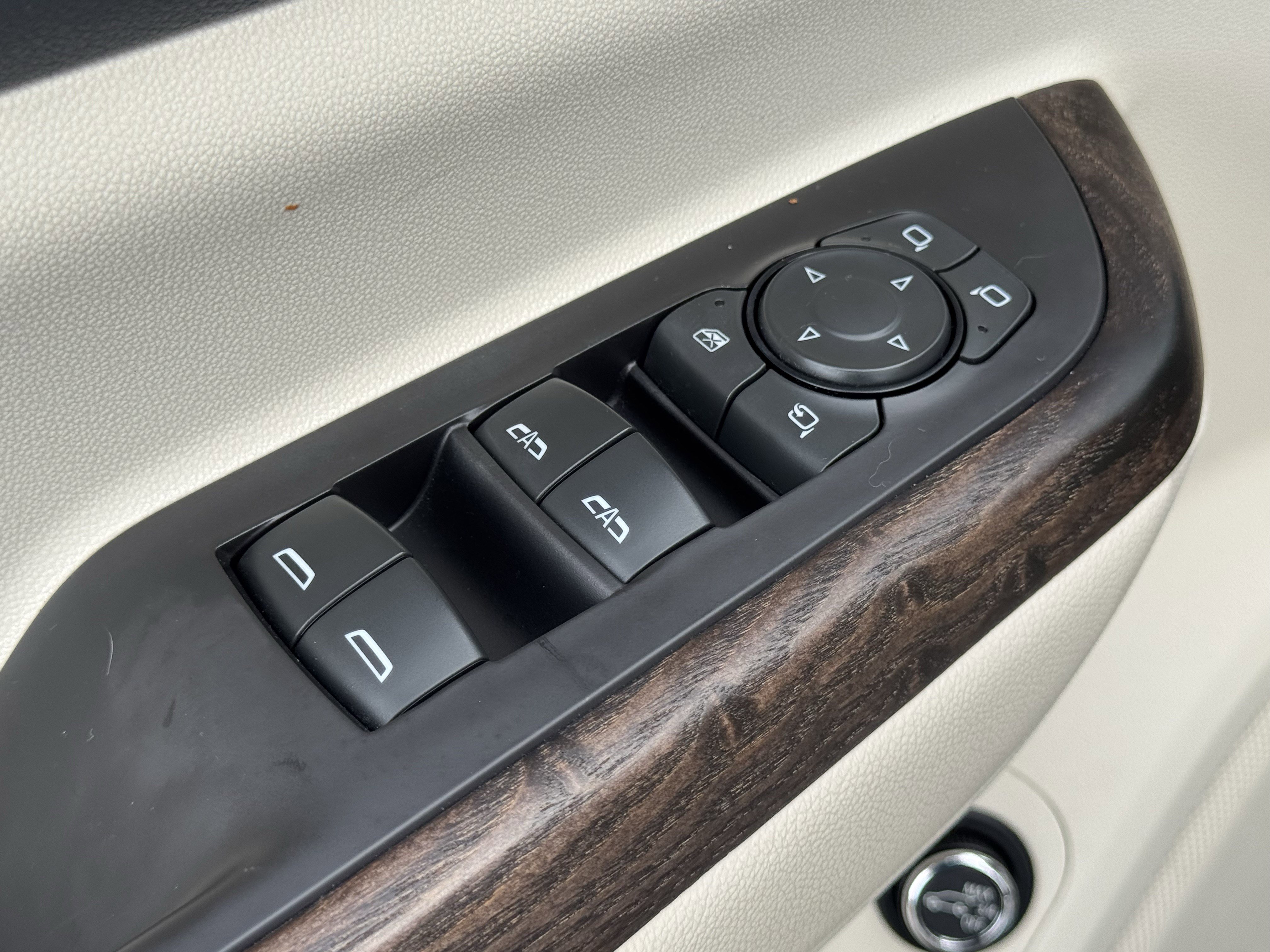 Used 2020 GMC Acadia Denali w/ Technology Package image 24