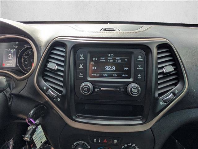 Used 2018 Jeep Cherokee Latitude image 15