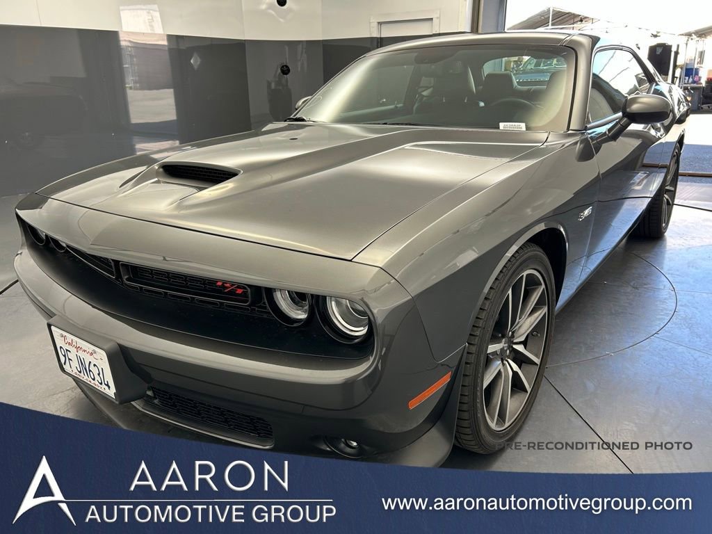 Used 2023 Dodge Challenger R/T w/ Plus Package image 1