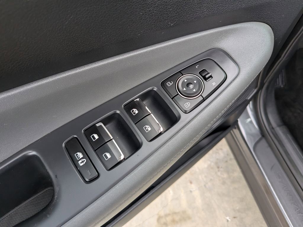 Used 2021 Hyundai Santa Fe SEL FWD image 19