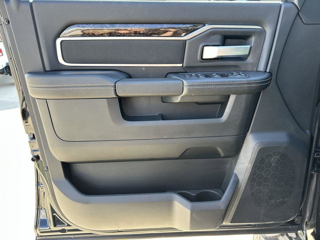 New 2025 RAM 2500 Big Horn image 16