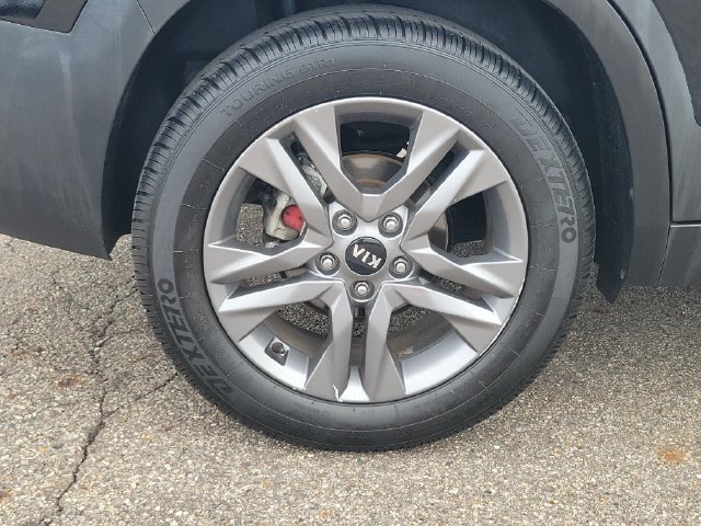 Used 2021 Kia Seltos S FWD image 28