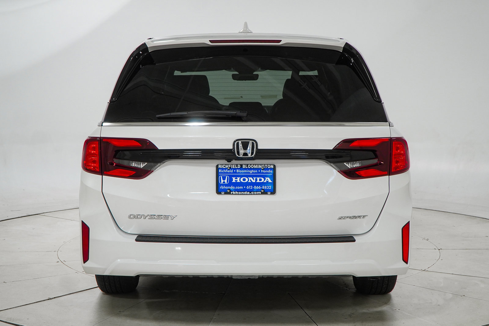 Used 2025 Honda Odyssey Sport-L image 8