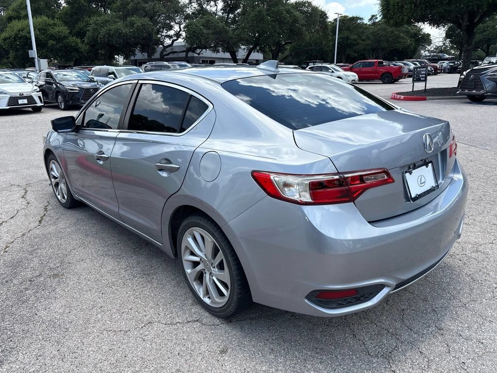 Used 2016 Acura ILX FWD image 3
