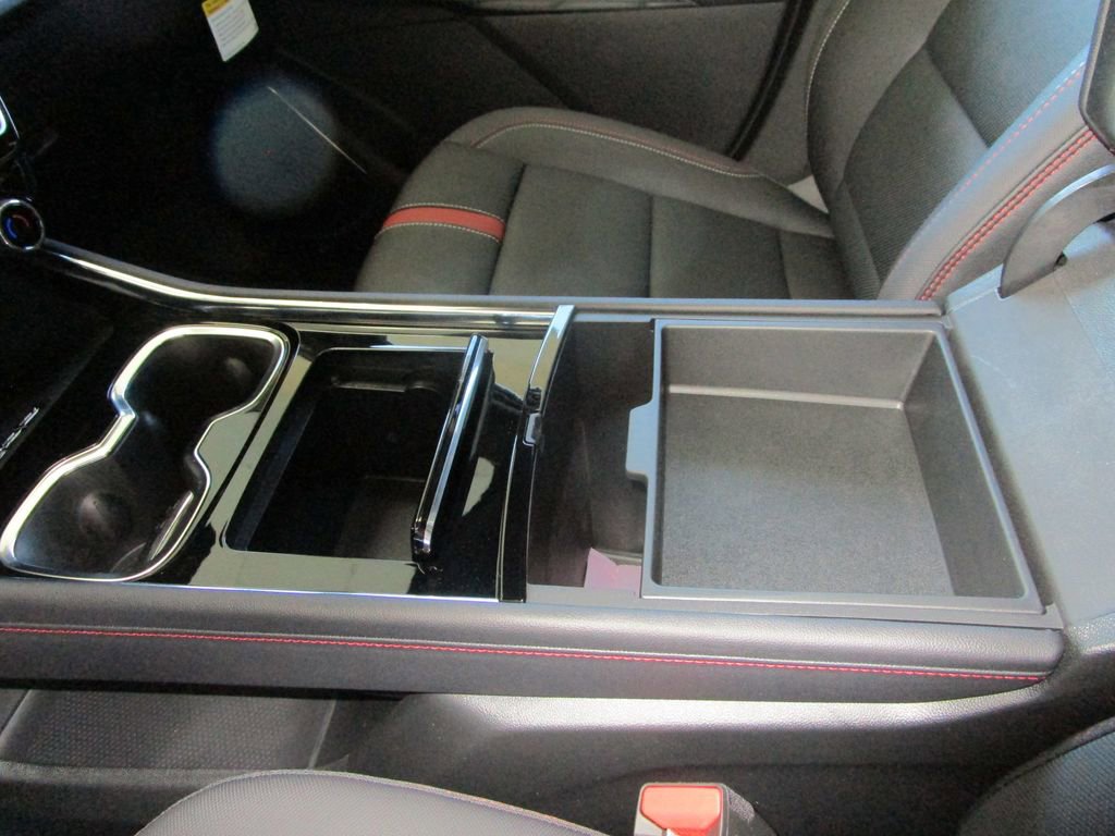 New 2026 Chevrolet Traverse RS w/ LPO, Floor Liner Package image 36