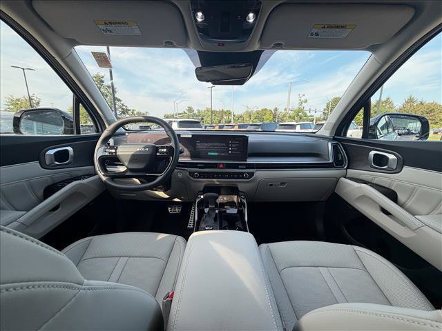 Used 2026 Kia Sorento AWD image 7