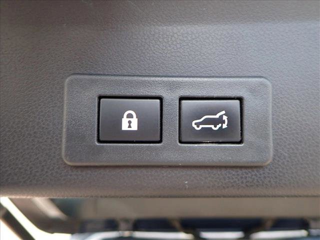 Certified 2023 Subaru Ascent Premium w/ Convenience Package image 9