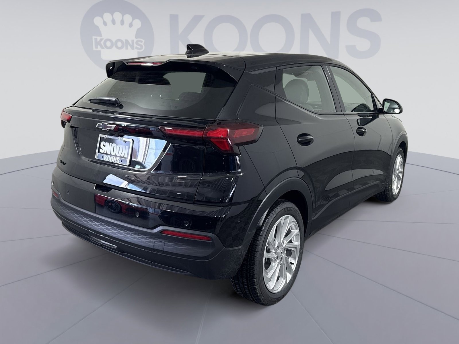 New 2027 Chevrolet Bolt LT w/ Comfort Package FWD image 7