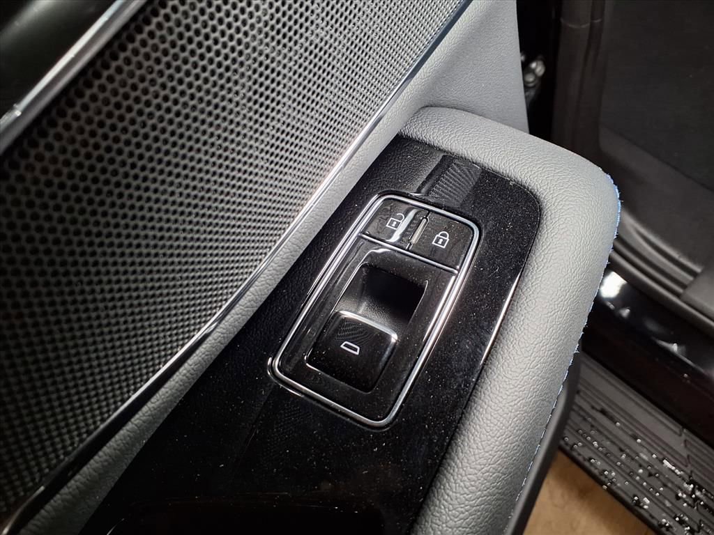 New 2026 Cadillac Escalade IQ Luxury 1 AWD/4WD image 14