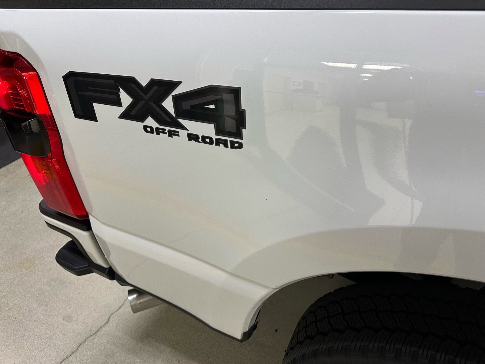 Certified 2024 Ford F250 XL w/ STX Appearance Package AWD/4WD image 12