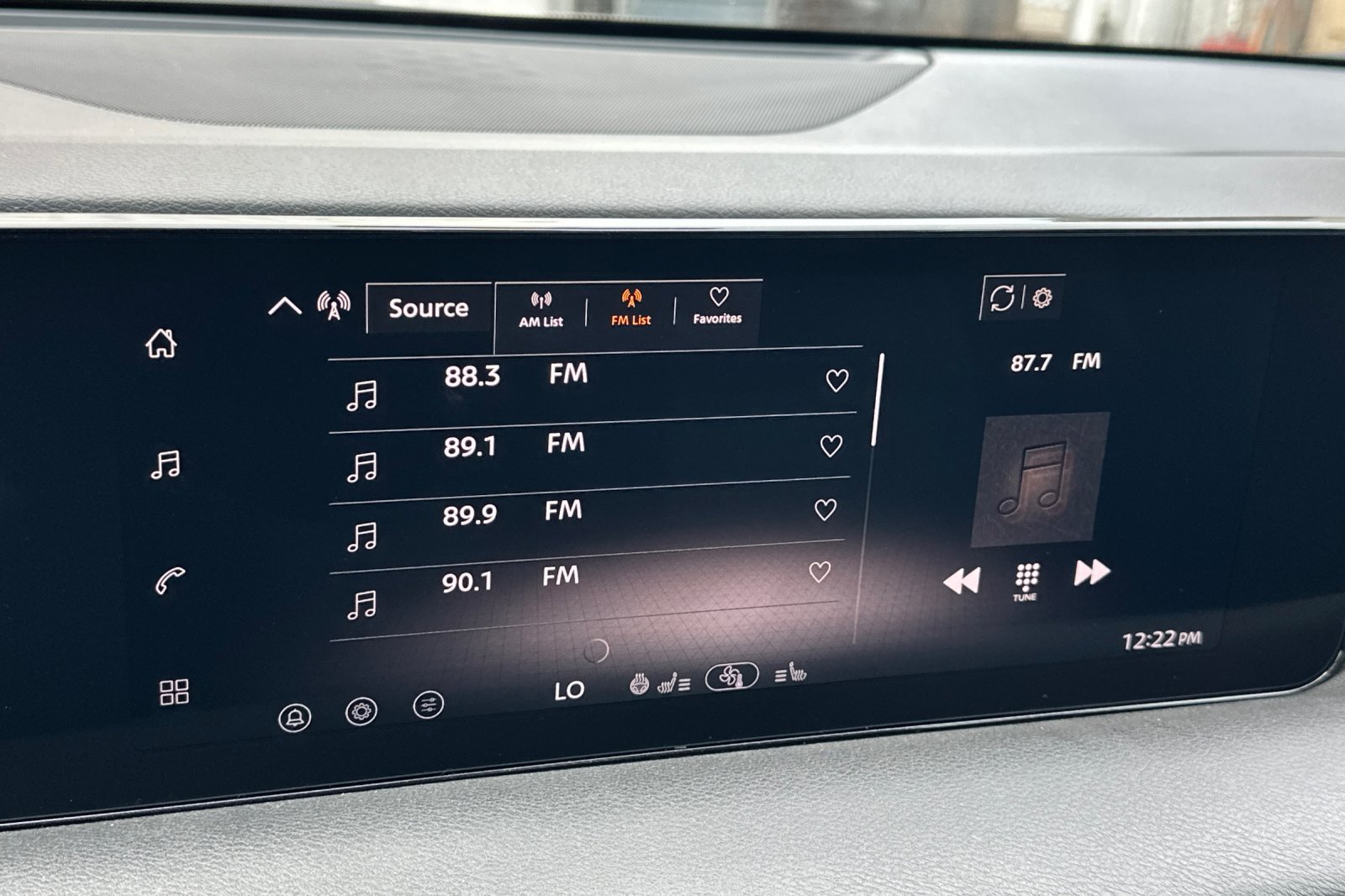 New 2026 Nissan Sentra SV w/ SV Convenience Package FWD image 17