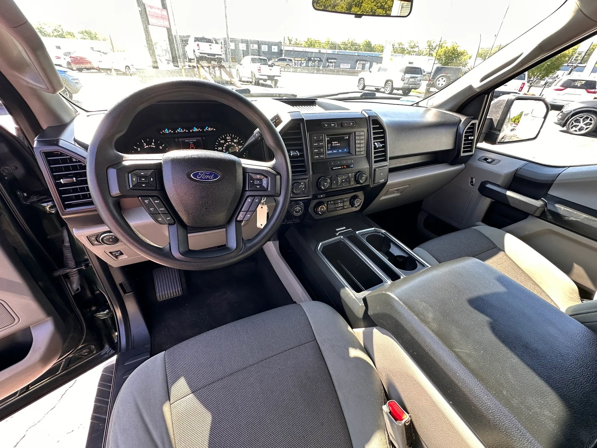 Used 2016 Ford F150 XL w/ Equipment Group 101A Mid AWD/4WD image 15