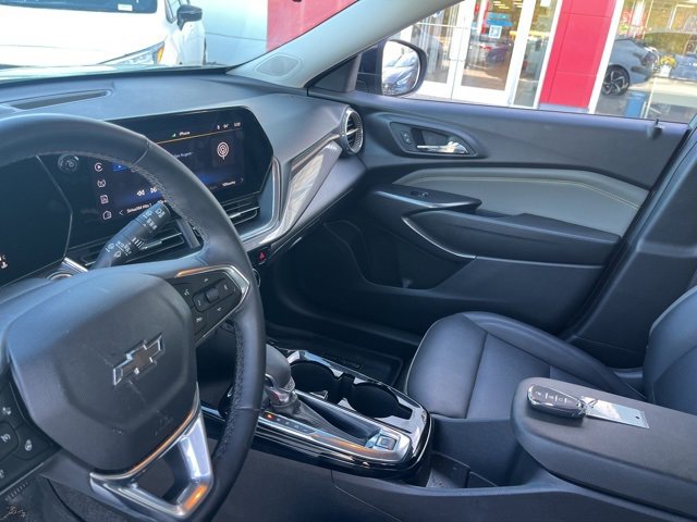 Used 2024 Chevrolet Trax ACTIV w/ Driver Confidence Package image 10