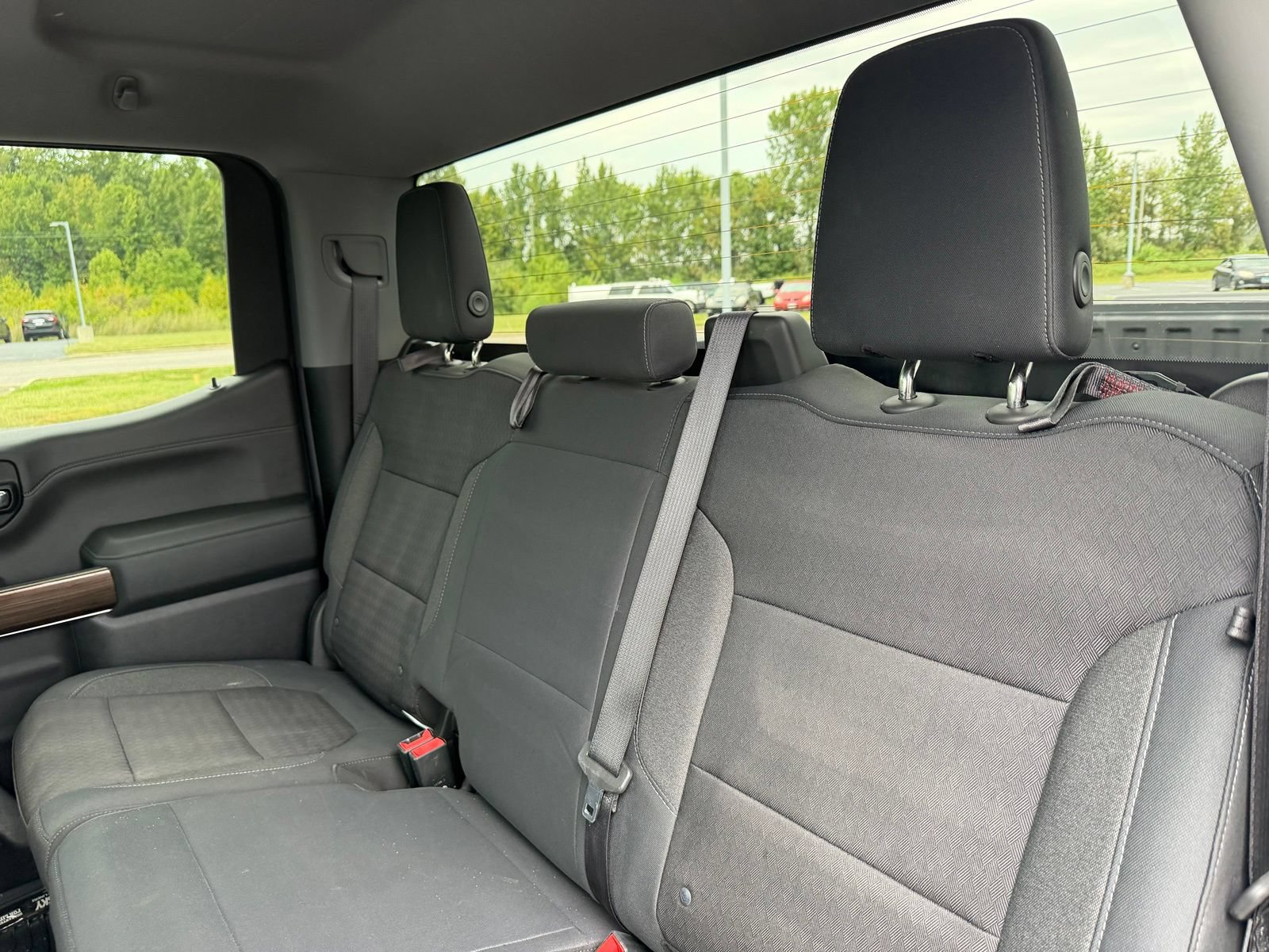Used 2019 Chevrolet Silverado 1500 LT Trail Boss AWD/4WD image 12