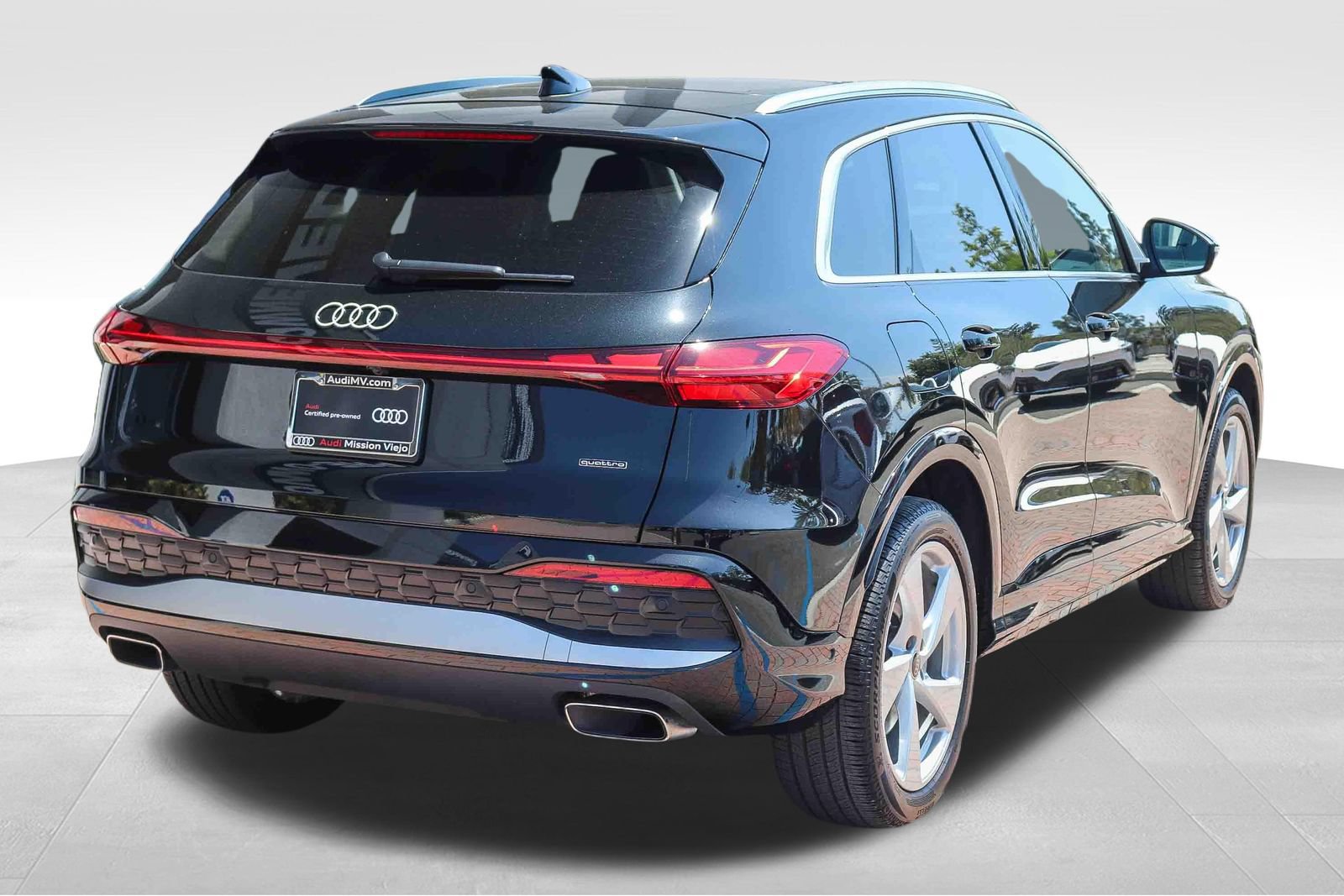 Certified 2025 Audi Q5 Prestige AWD/4WD image 8